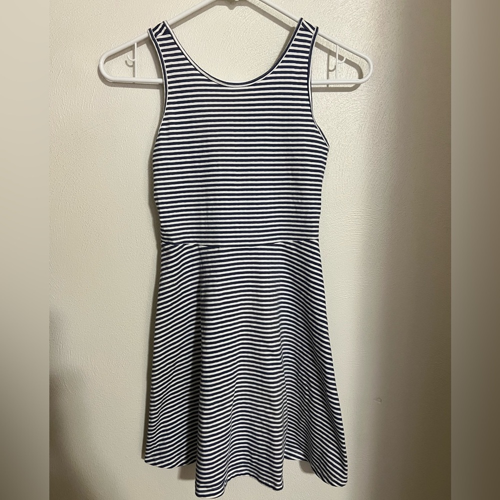 OLD NAVY Classic Striped Casual Summer Swing Dress Blue White Girls Size L 10/12